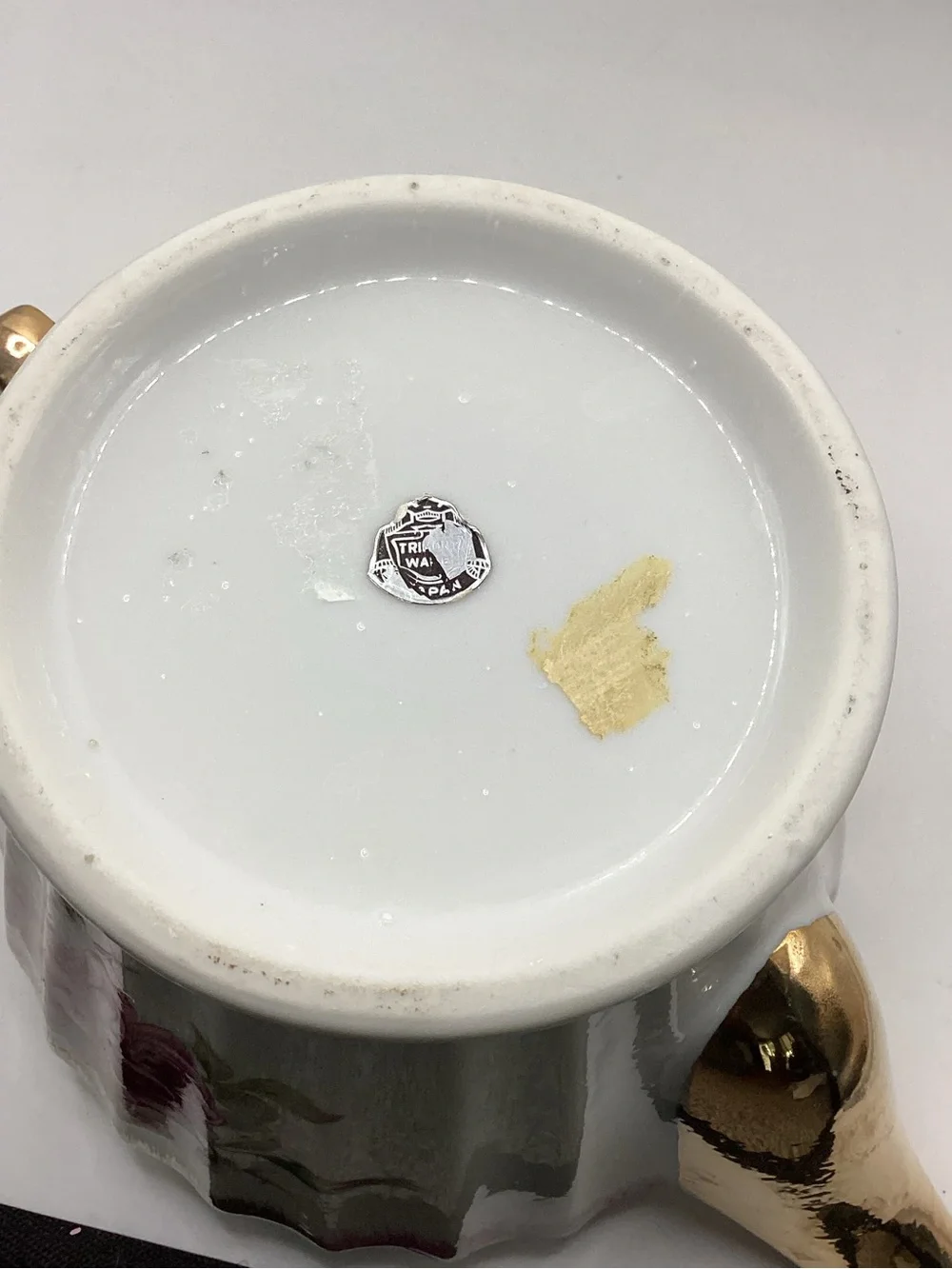 vintage Trimont Ware (Made in Japan) porcelain teapot pink roses gold trim